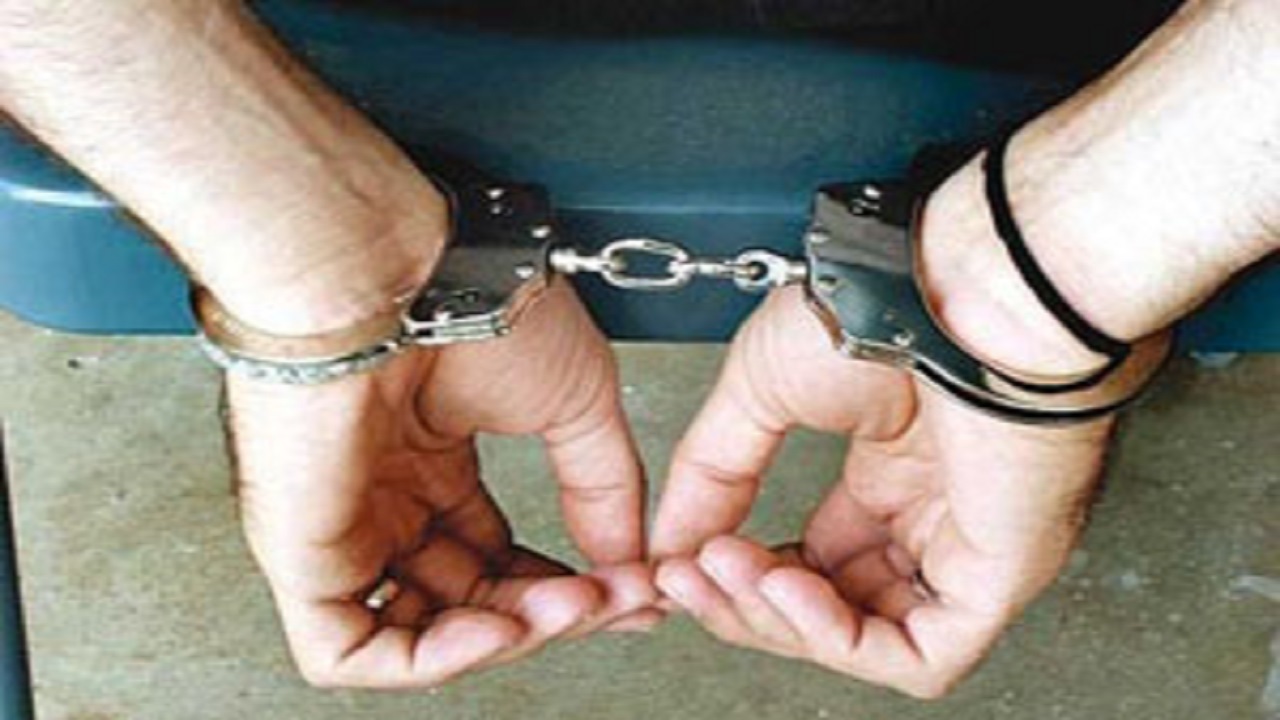 دستگیری سارق حرفه‌ای با ۳ فقره سرقت مغازه در کوهدشت